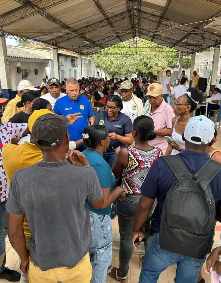 JORNADA DE CAPACITACION A DOCENTES Y ADMINISTRATIVOS